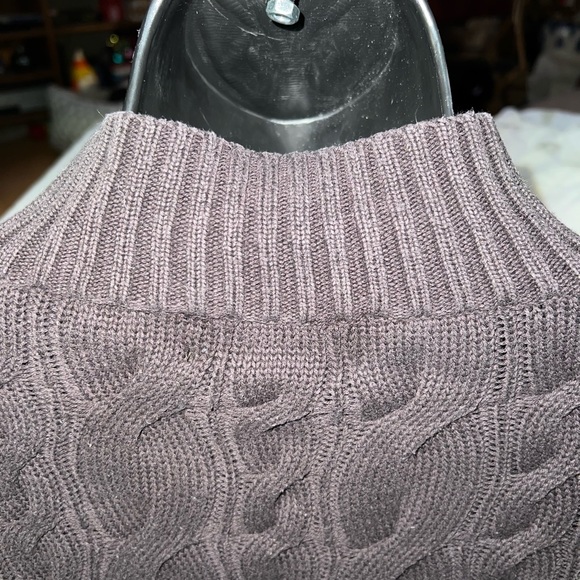 Orvis Cable Knit Toggle Sweater - Picture 4 of 7